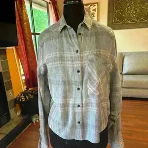 Free people cutie plaid button down shirt batwing size small